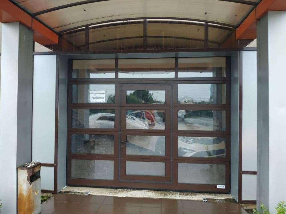 Панорамные ворота Панорамные ворота