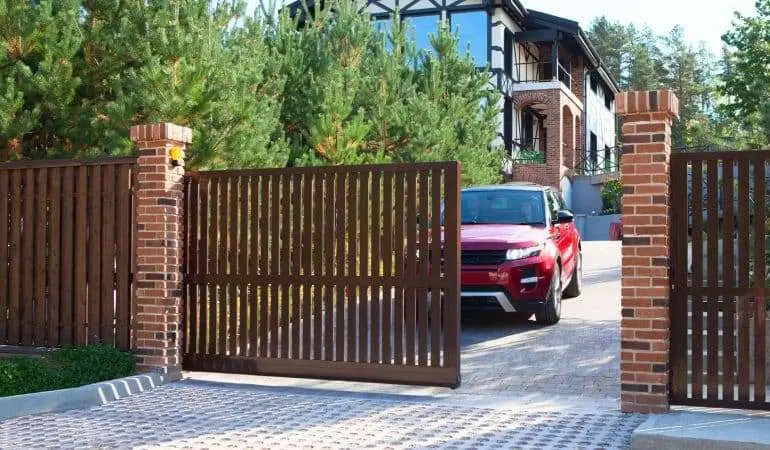 Откатные ворота в Новороссийске