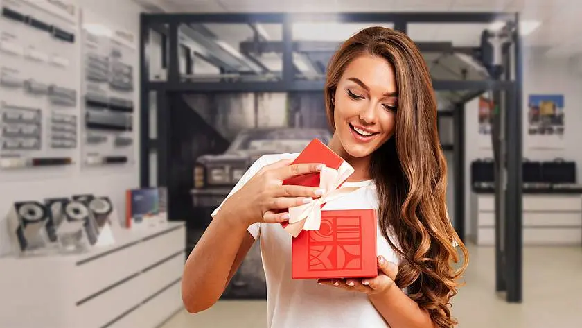 Скидка 5% для именинников на любую продукцию «АЛЮТЕХ» 
